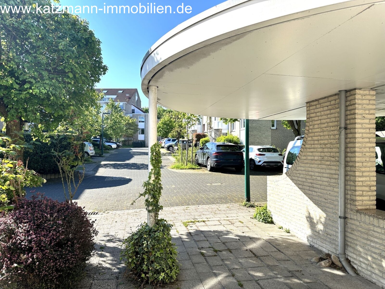 Moderner Carport