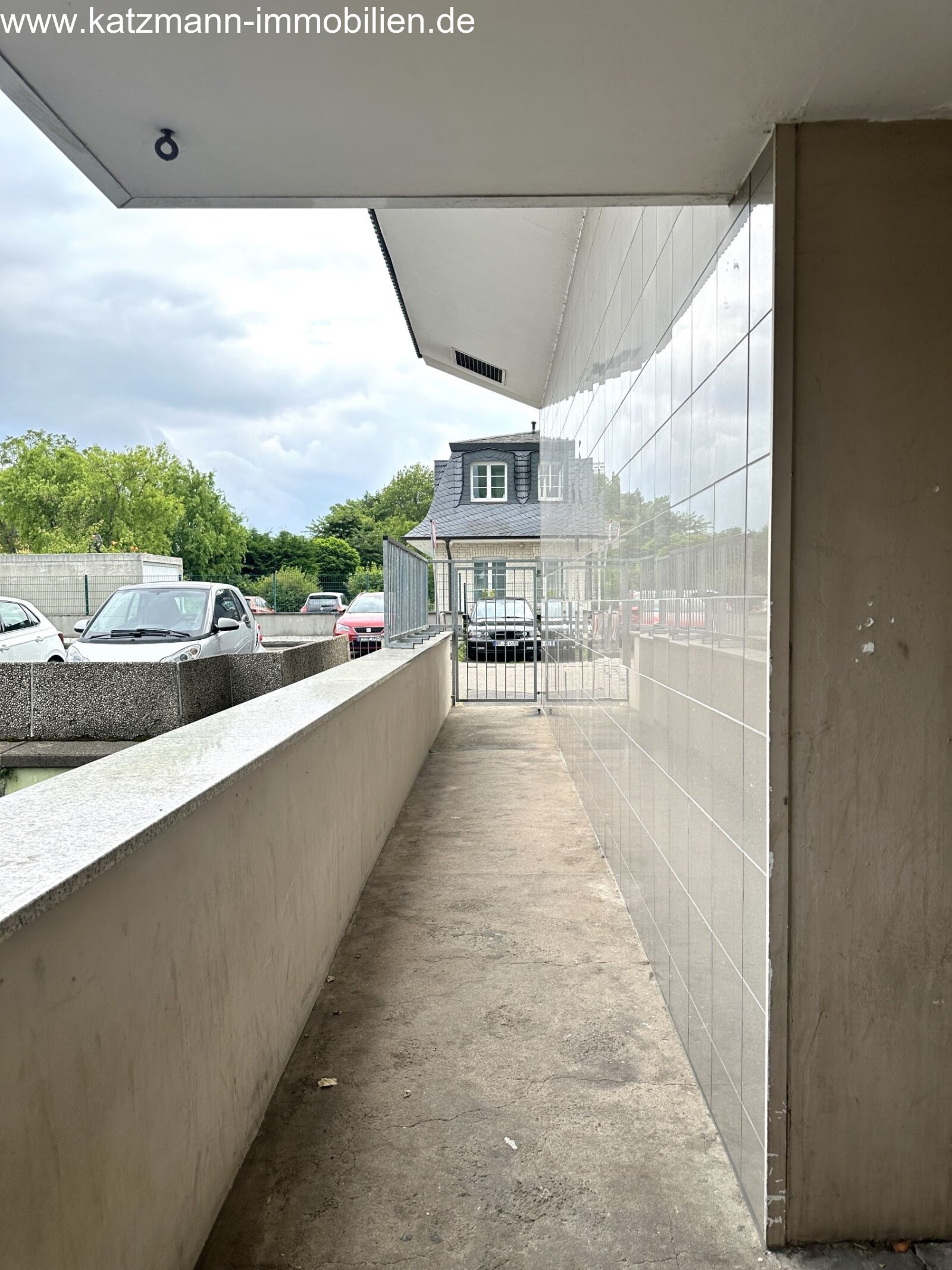 Zugang zum oberen Parkdeck