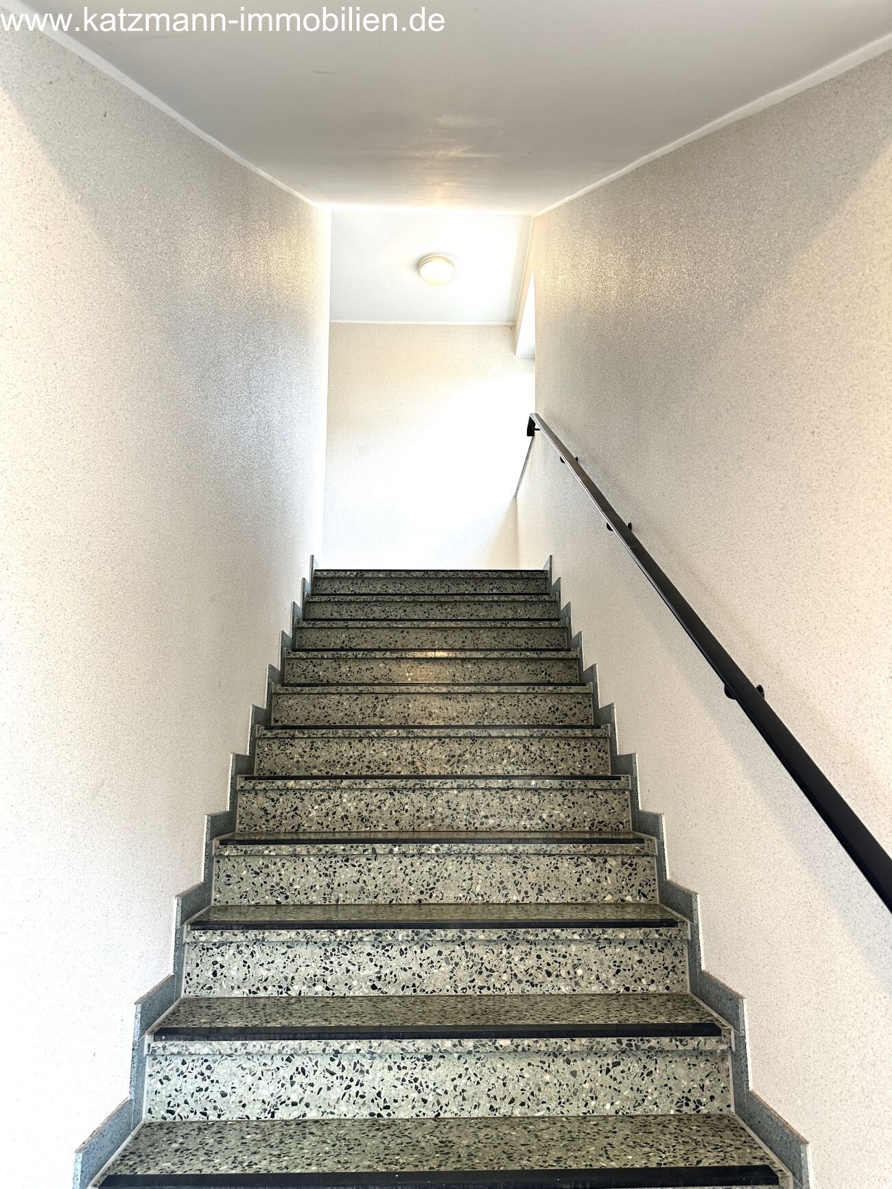 Treppe zum 1. OG