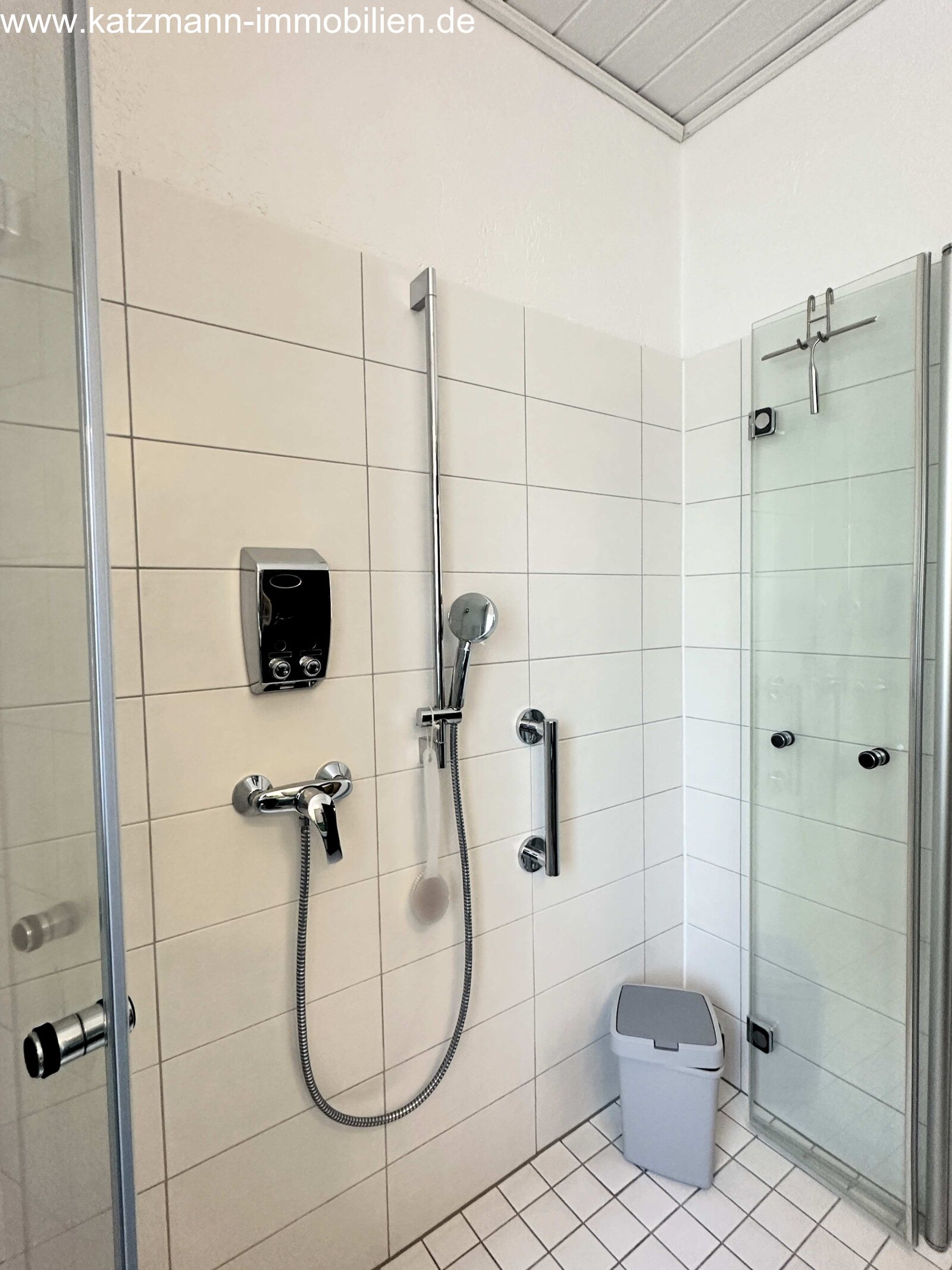 Badezimmer im EG