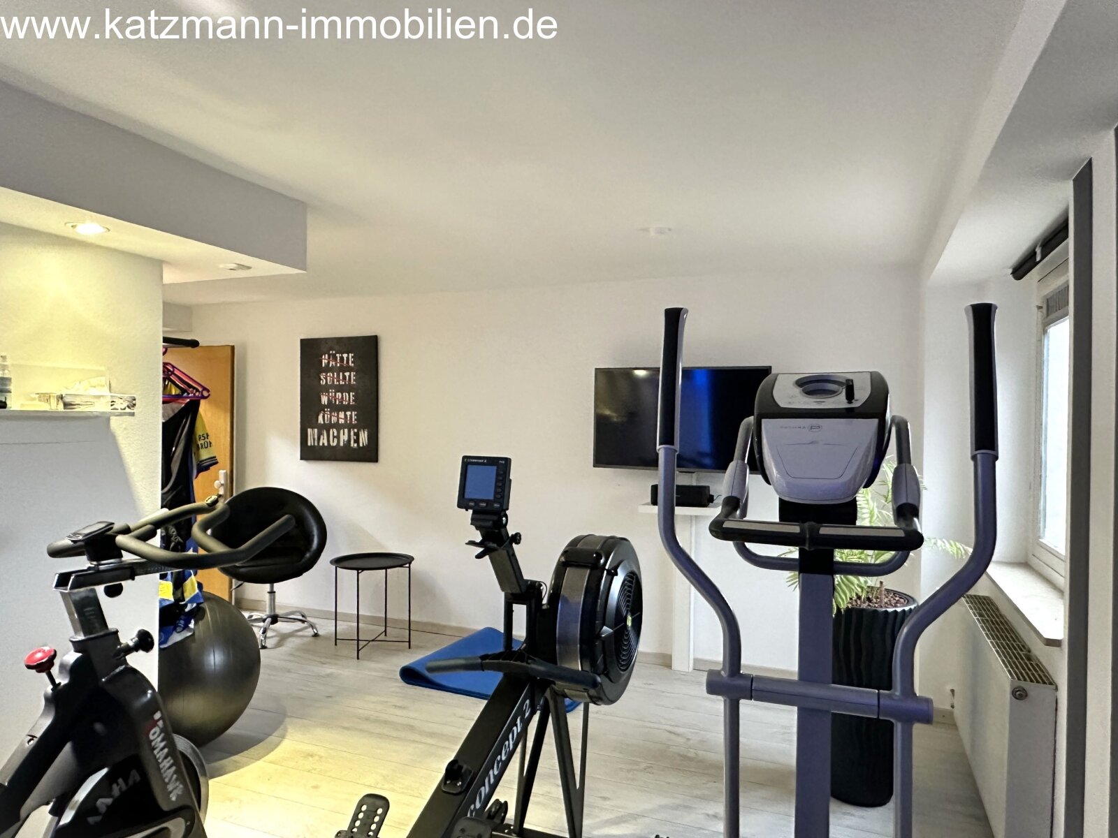 Fitnessraum im KG