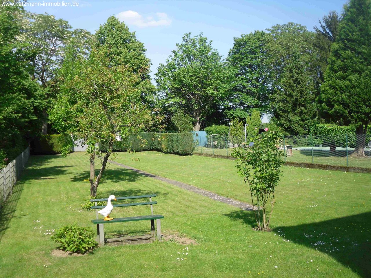 Viel Platz für die Kinder u. den Gärtner