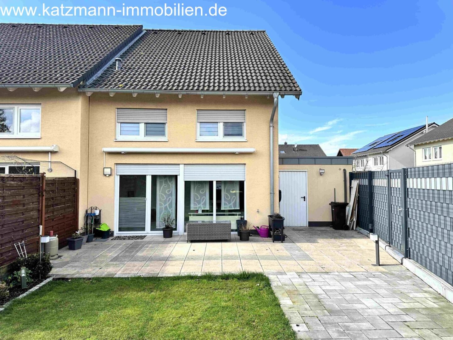 Rückwärtige Ansicht