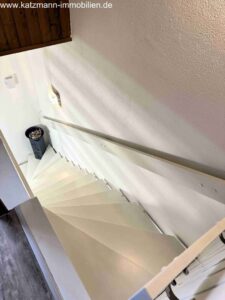 Treppe vom OG zum EG