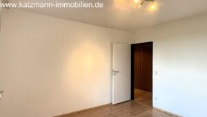 Schlafzimmer 2 Flurblick