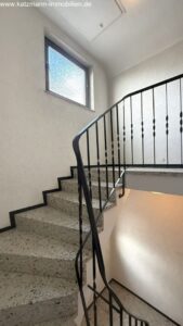OG - Treppenhaus zur DG-Wohnung