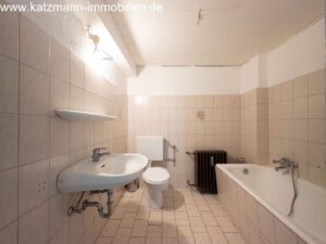 Herren-WC / Bad - EG