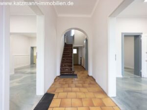 Repräsentativer Eingangsbereich