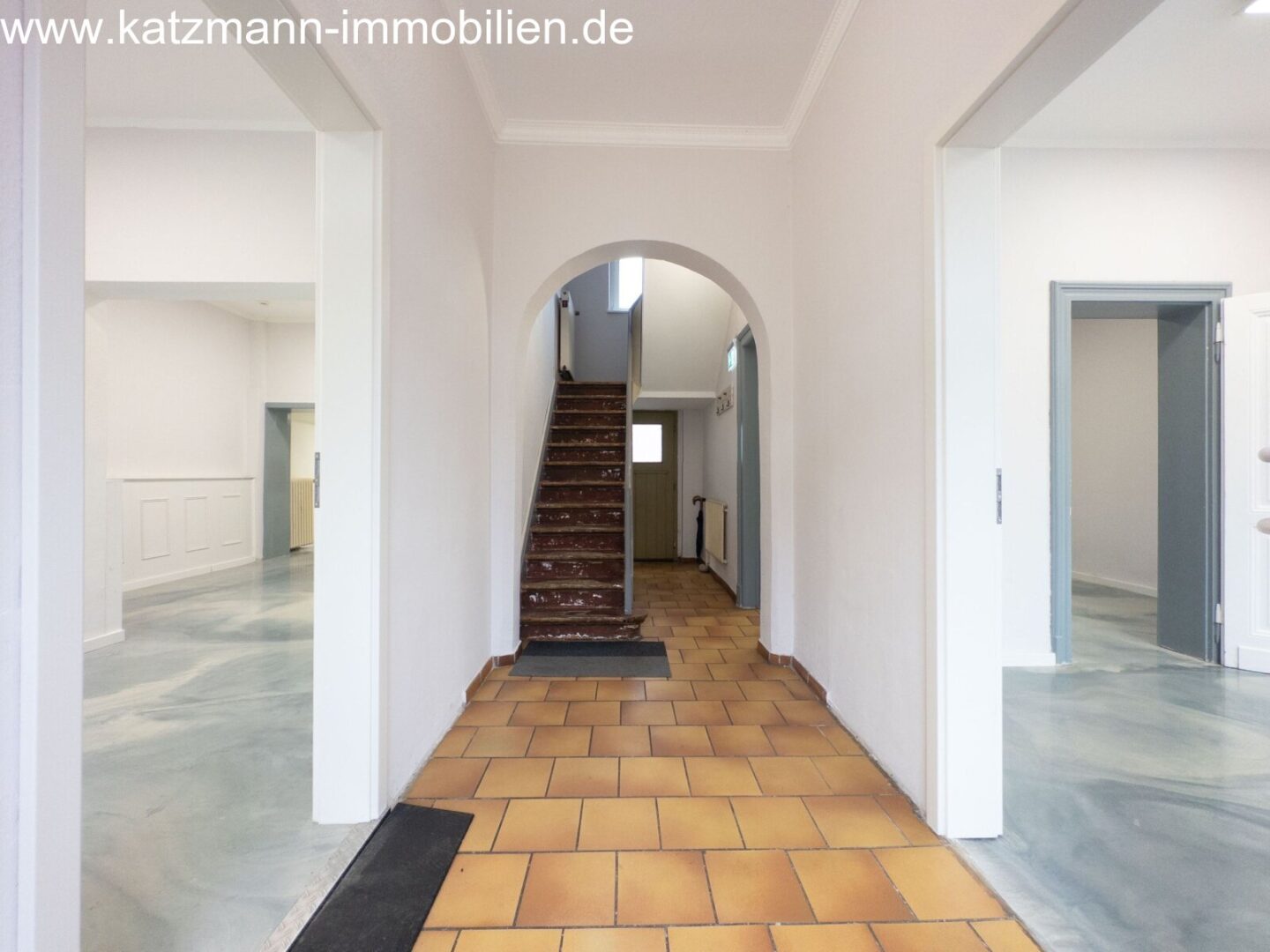 Repräsentativer Eingangsbereich