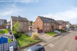 Hausansicht vorne schräg