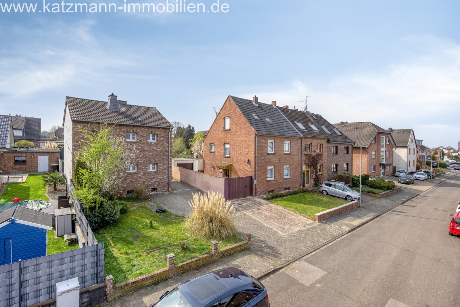 Hausansicht vorne schräg