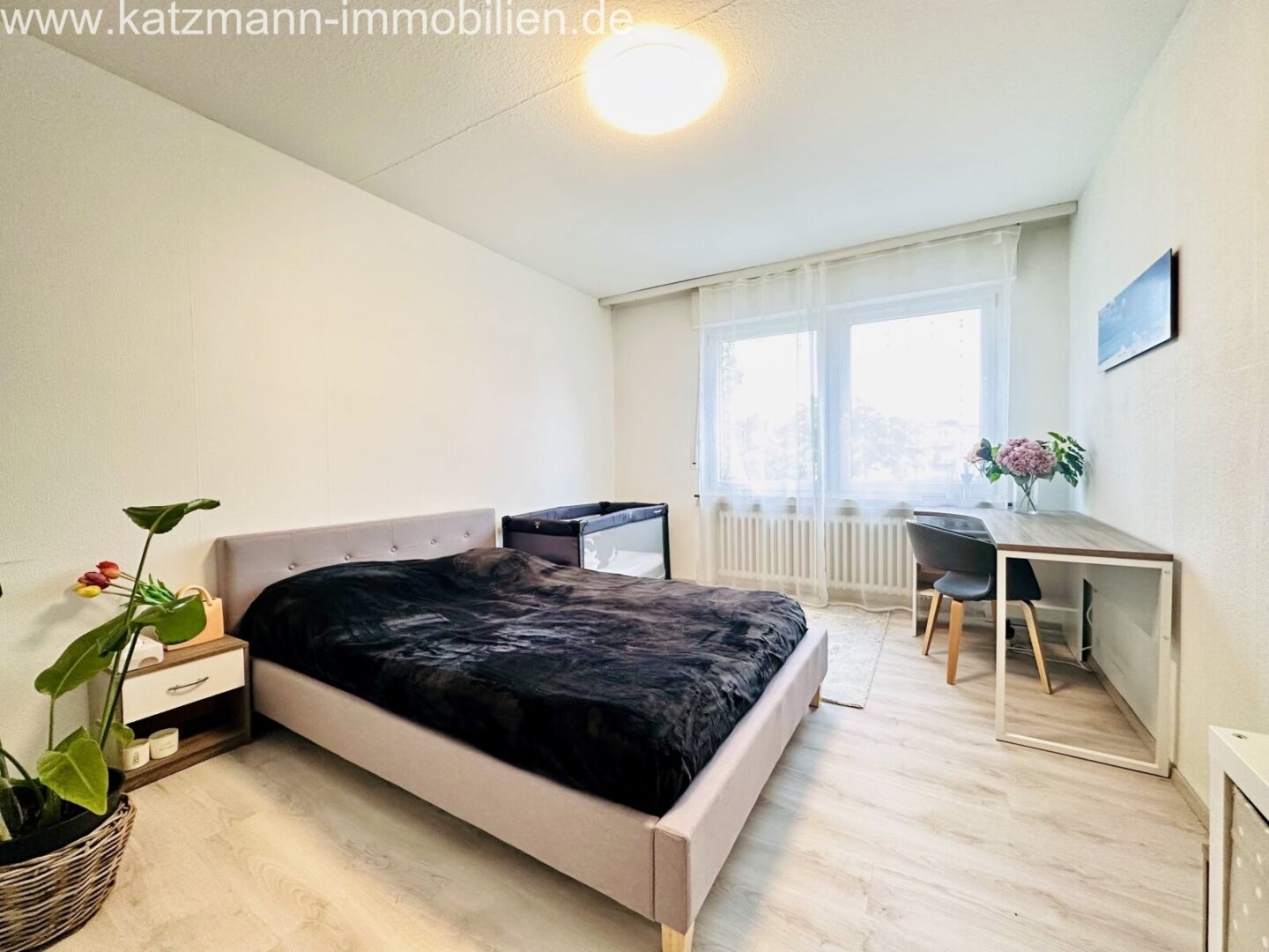Schlafzimmer 2 OG