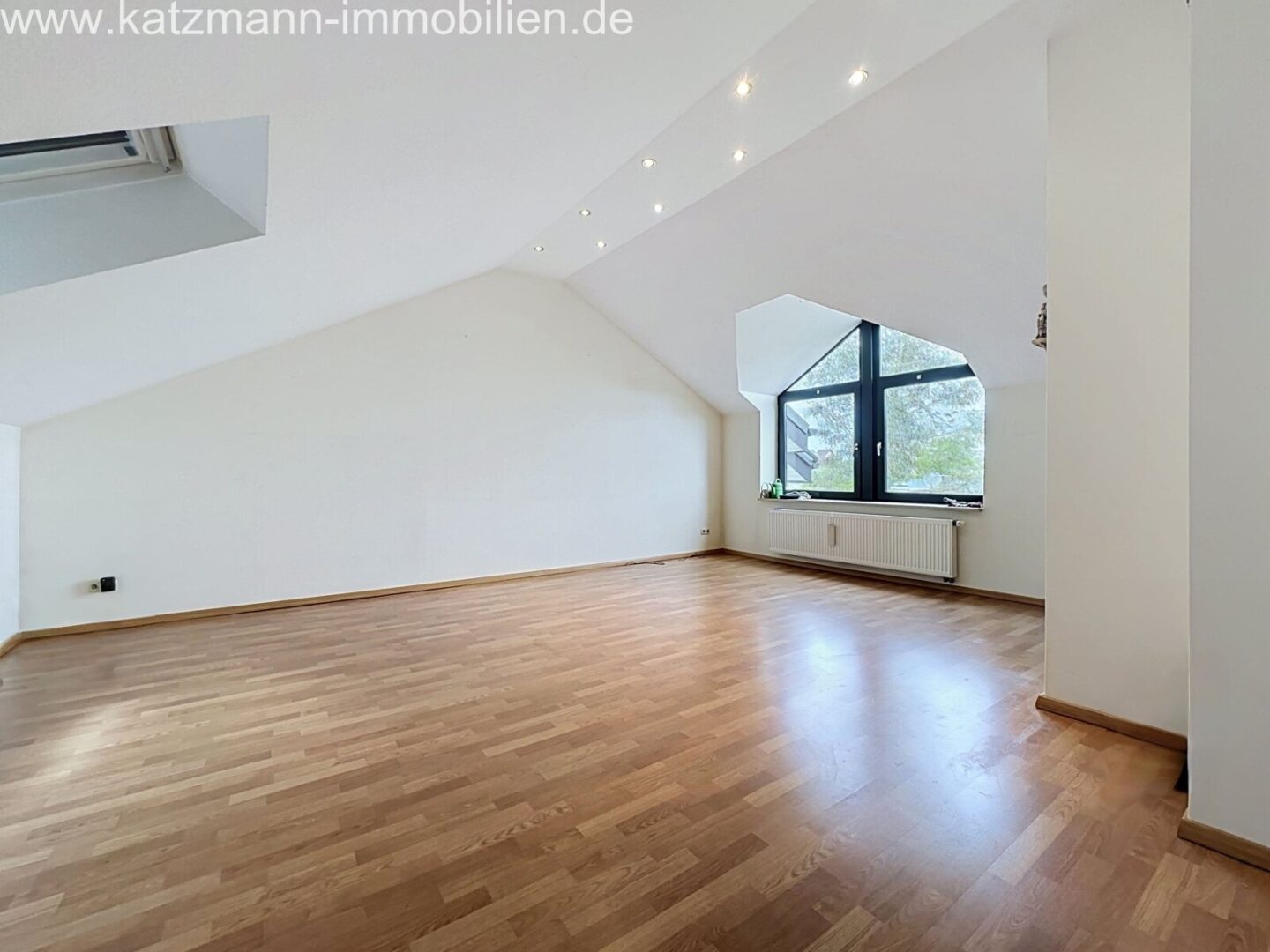 Wohnzimmer OG - weitere Perspektive
