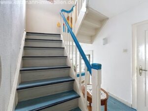 Treppe ins Dach